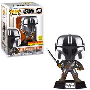 NWT POP Funko Star Wars Mandalorian w/ Darksaber Chrome & Glow Dark Exclusive